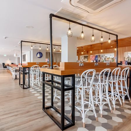 Holiday Inn Express - Wigan By Ihg Εξωτερικό φωτογραφία