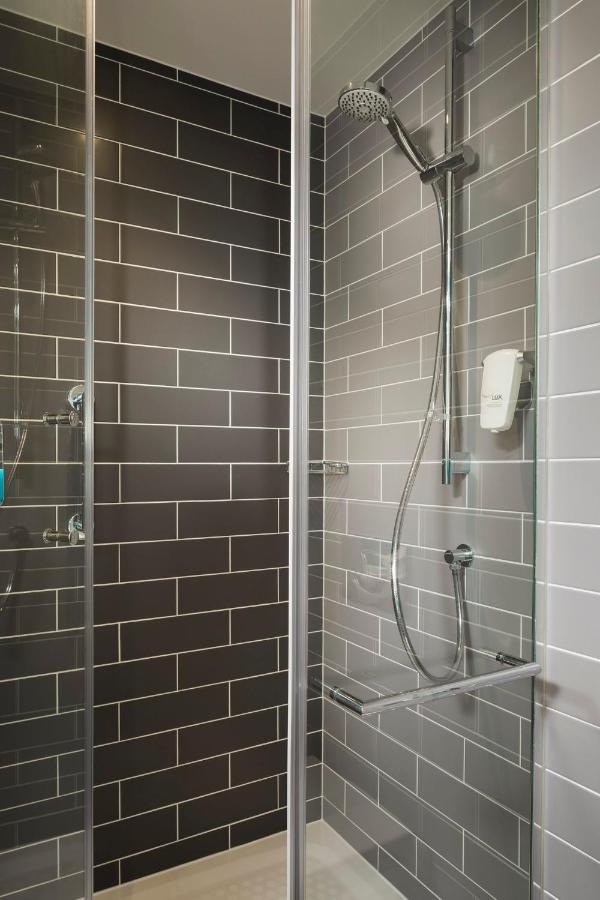 Holiday Inn Express - Wigan By Ihg Εξωτερικό φωτογραφία